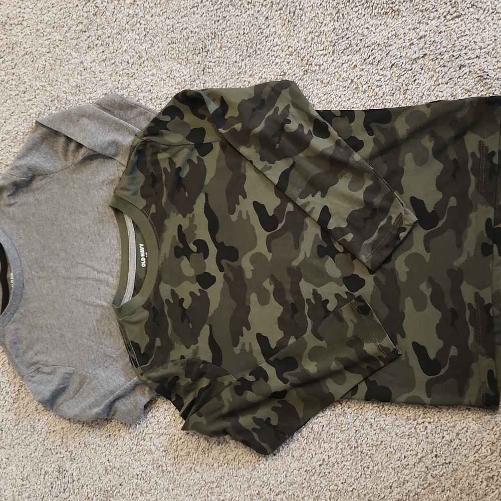 Old Navy Green Camouflage and Gray Long Sleeve Tops!